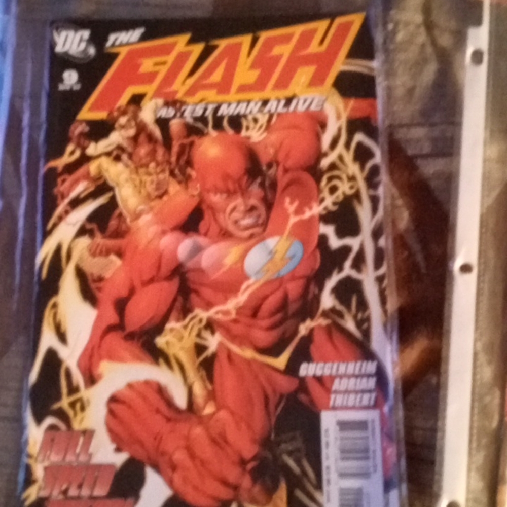 Comic Books - Picture 3 of 8